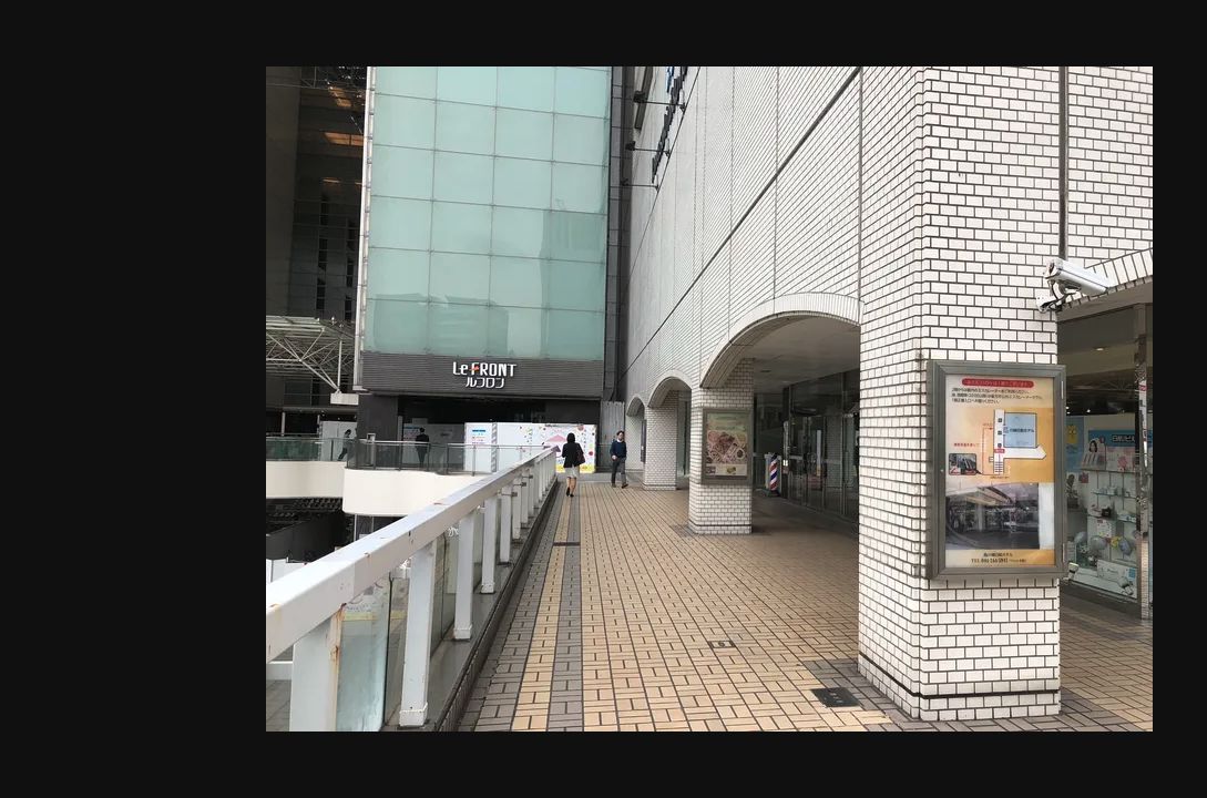 クイック 川崎店の公式サイトに掲載された店舗・入口の画像